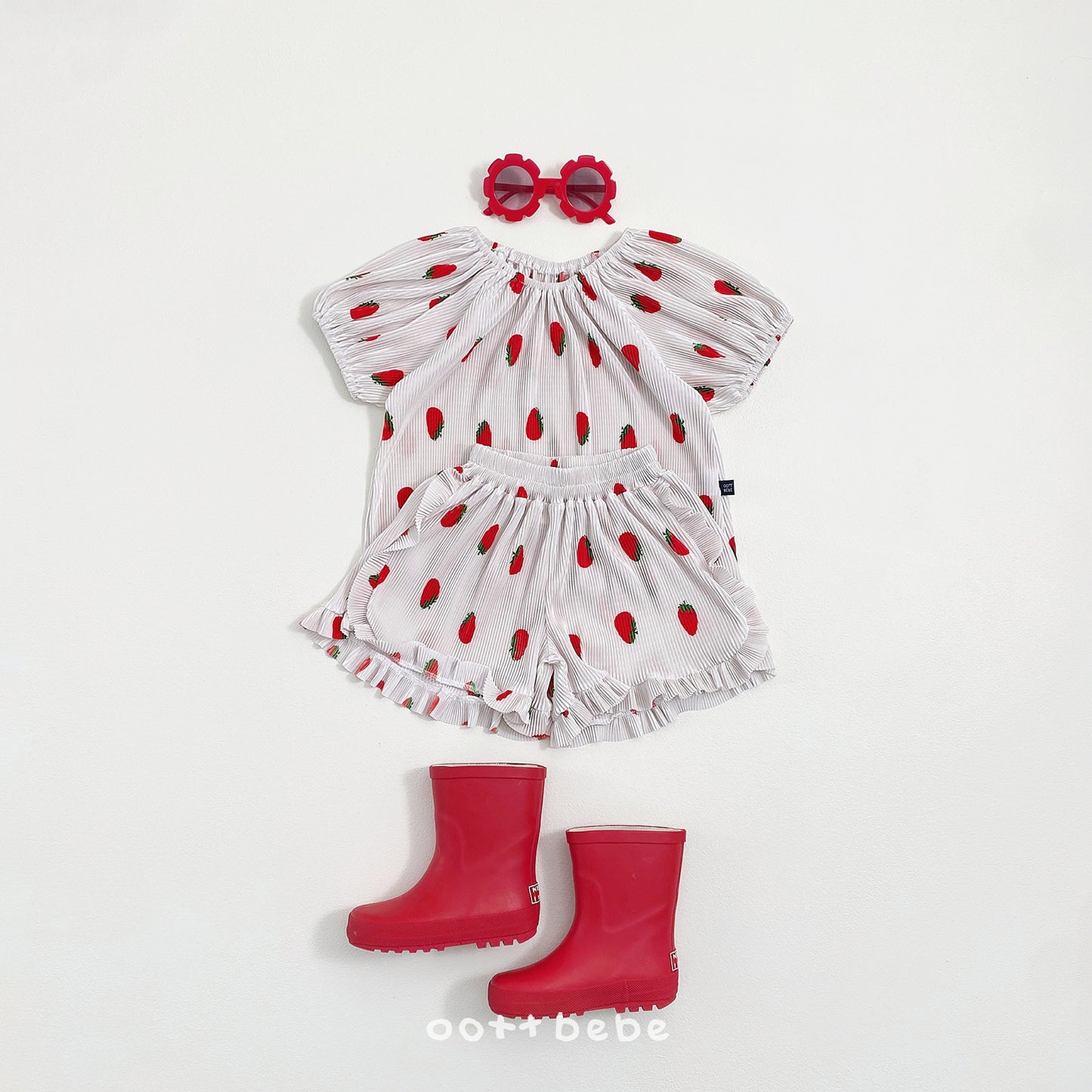 [PRE-ORDER] Sweet Berry Pleats Top Bottom Set