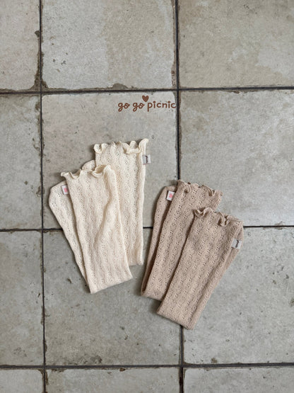 [PRE-ORDER] Anna Knee Socks
