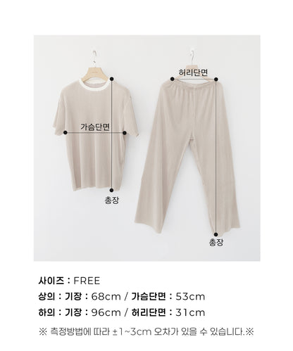 [PRE-ORDER] Barbie Pleats Top Bottom Set (Mom Couple)