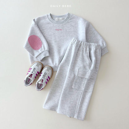 [PRE-ORDER] Hug Me Sweatshirts