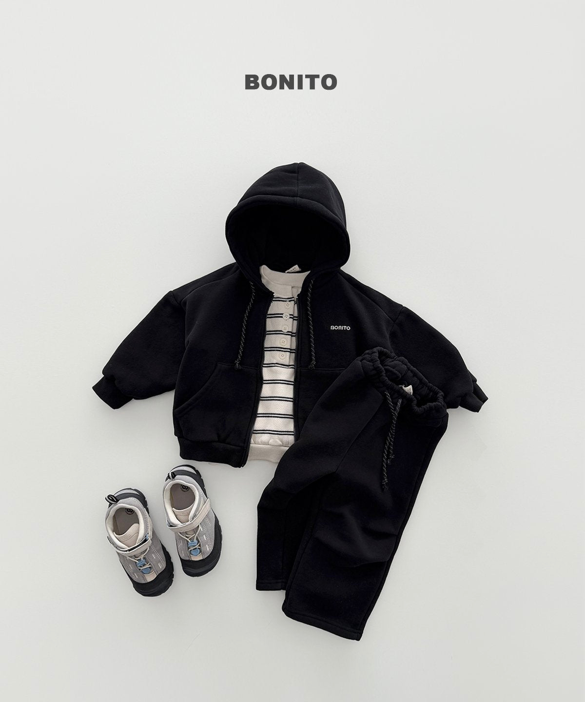 [PRE-ORDER] Knee Tuck Pants