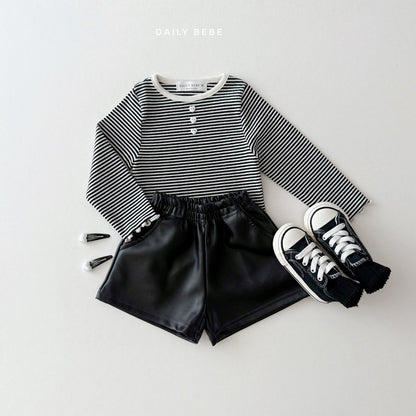 [PRE-ORDER] Stripe Button T-Shirts