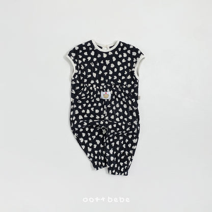 [PRE-ORDER] Petite Leopard Pleats Top Bottom Set