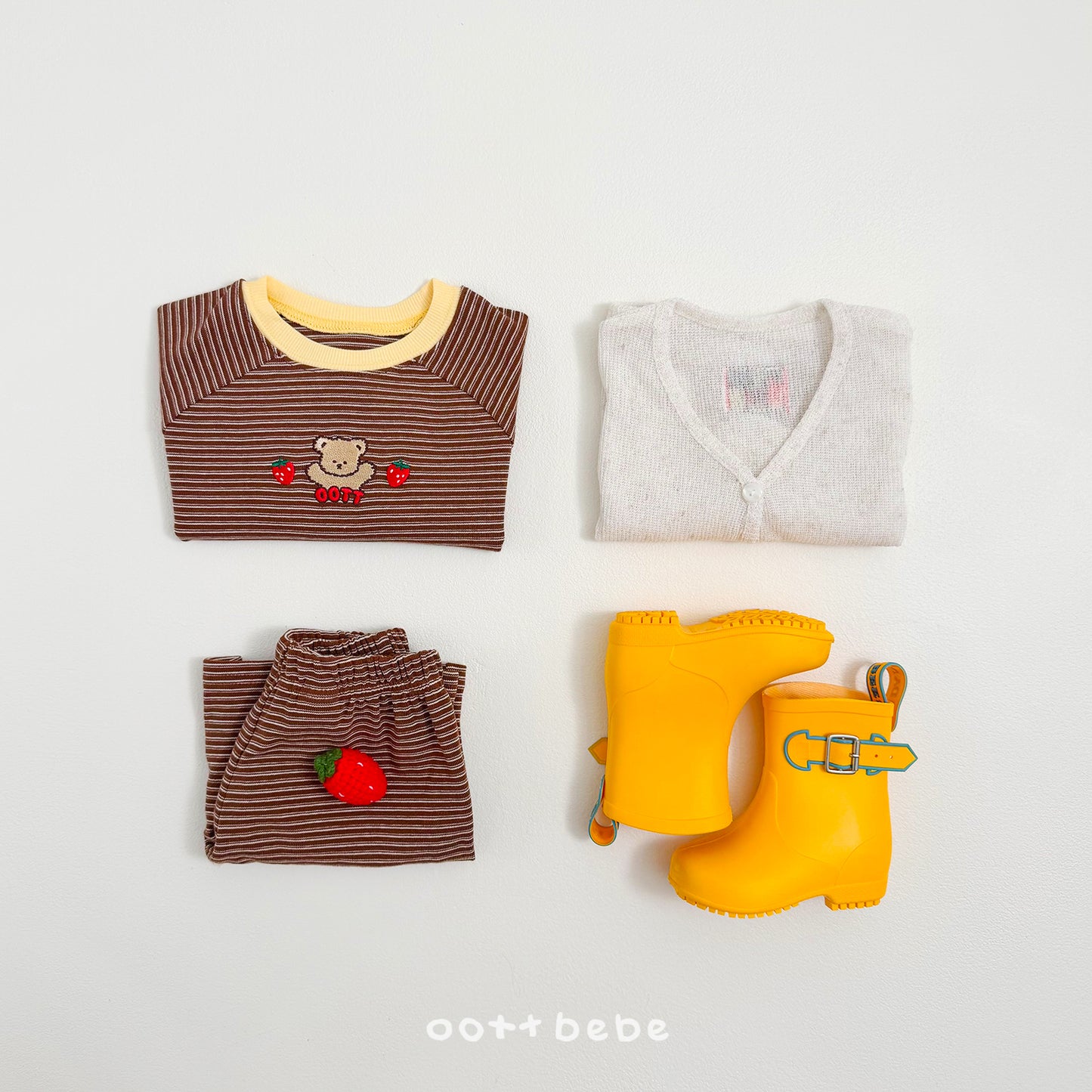 [PRE-ORDER] Strawberry Choco Top Bottom Set
