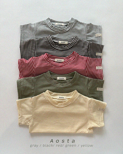 [PRE-ORDER] Signature T-Shirts