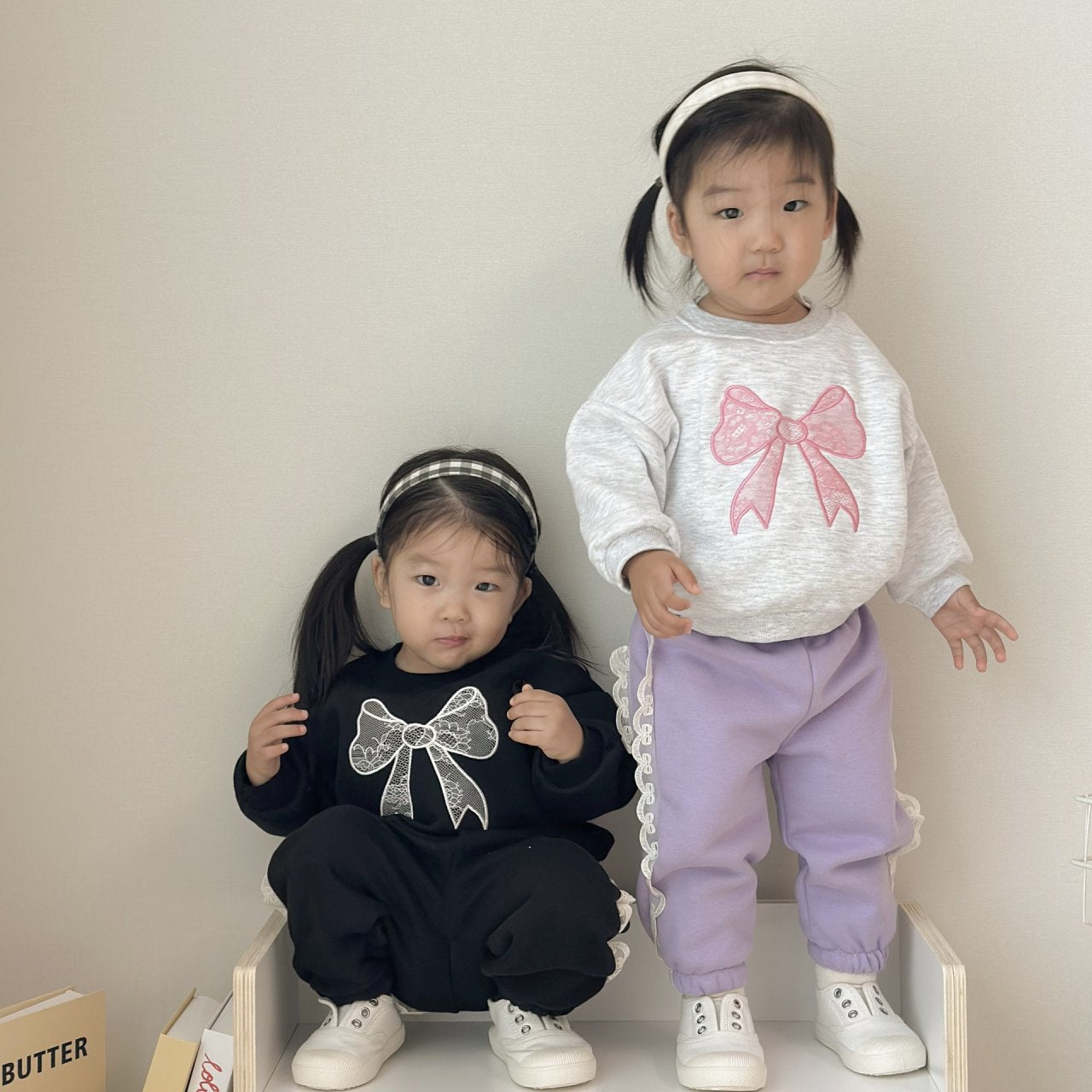 [PRE-ORDER] Ribbon Sweatshirts