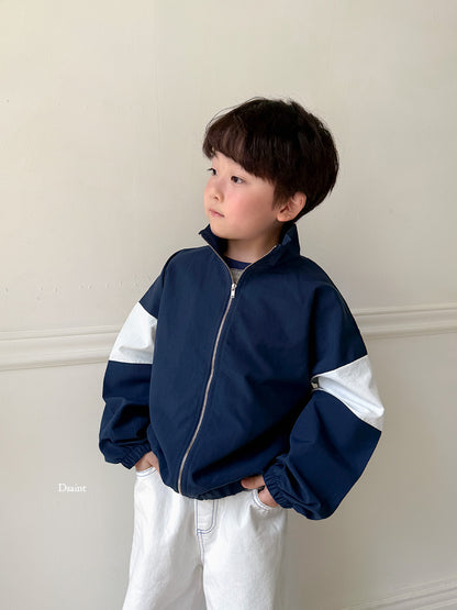 [PRE-ORDER] Split Windbraker