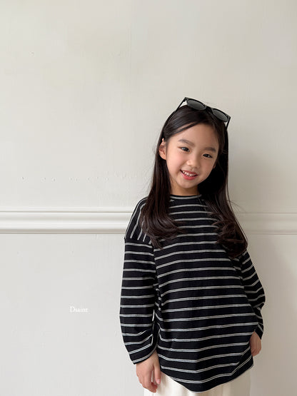 [PRE-ORDER] Small Stripe T-Shirts