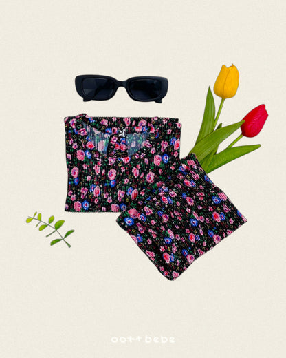 [PRE-ORDER] Flower Pleats Top Bottom Set