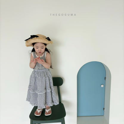 [PRE-ORDER] Petite Stripe Sleeveless T-Shirts