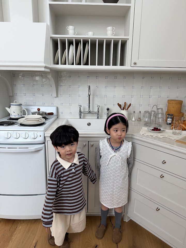 [PRE-ORDER] Marshmallow Collar T-Shirts