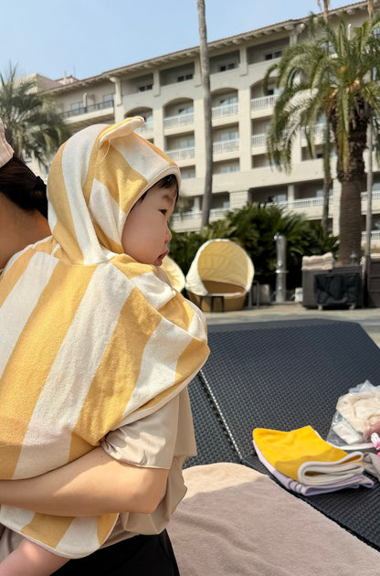 [PRE-ORDER] Animal Beach Poncho