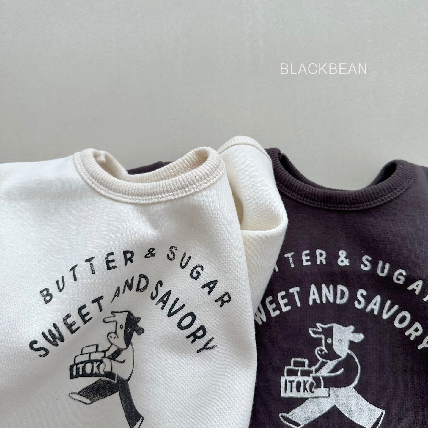 [PRE-ORDER] Cow Binding T-Shirts