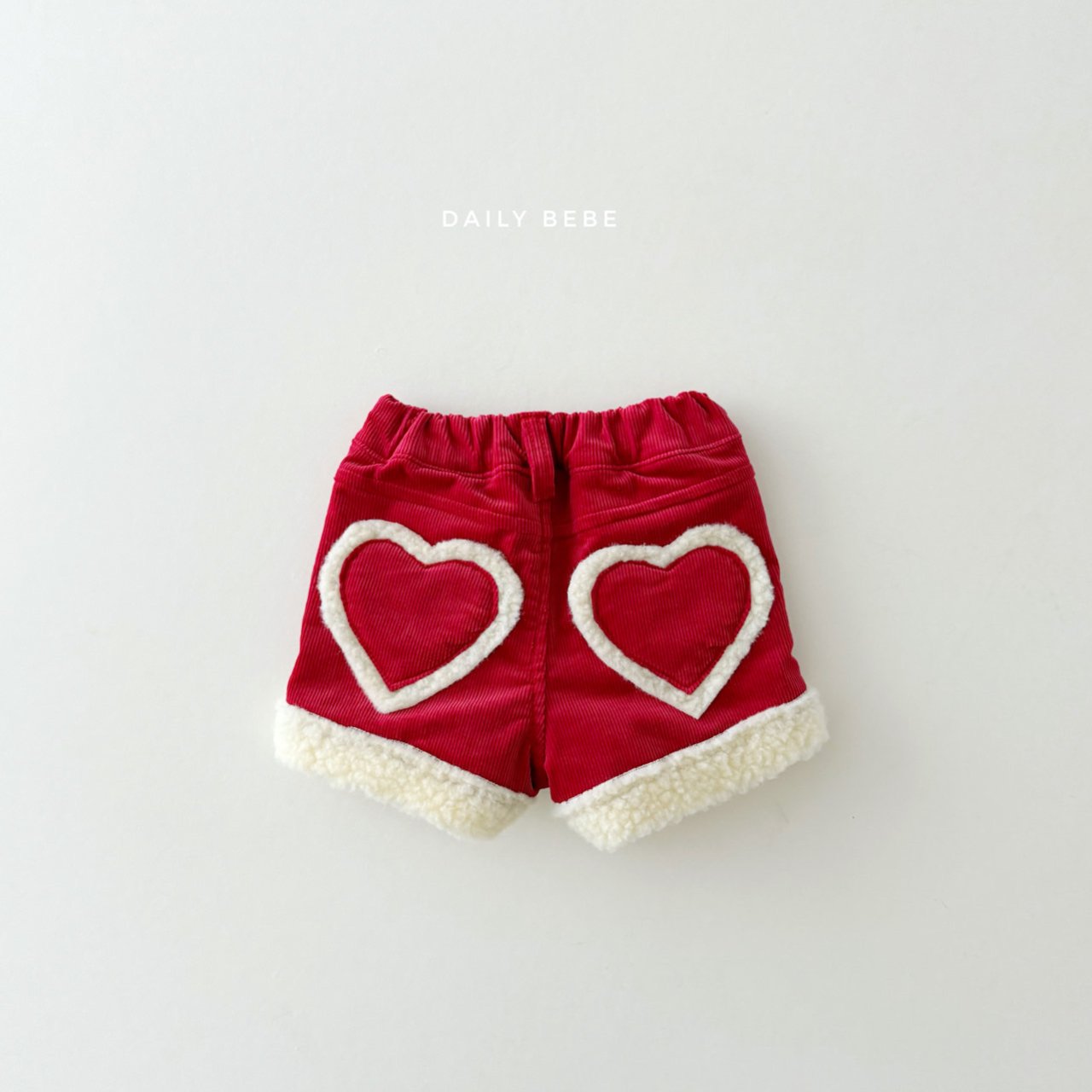 [PRE-ORDER] Sherpa Heart Shorts