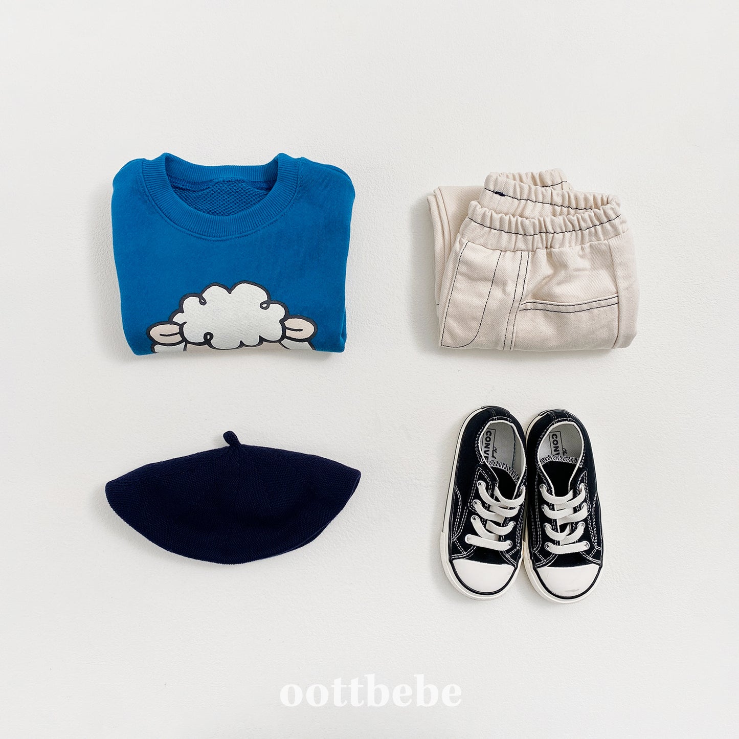 [PRE-ORDER] Friends Sweatshirts (Mom Couple)