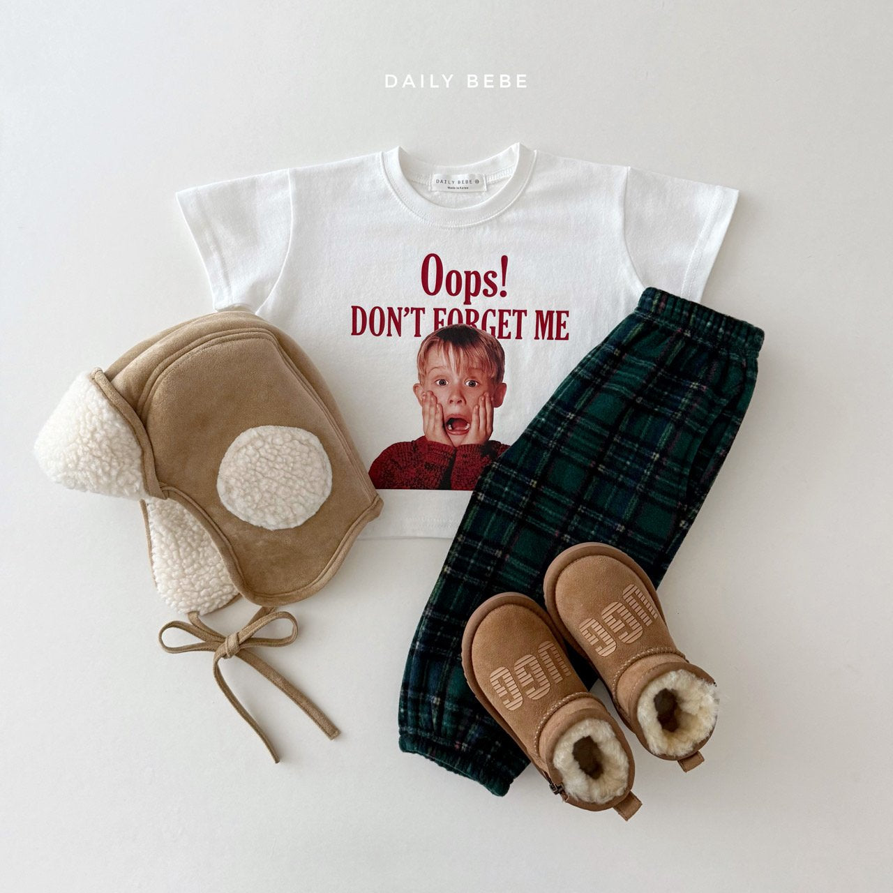 [PRE-ORDER] Kevin T-Shirts (Mom Couple)