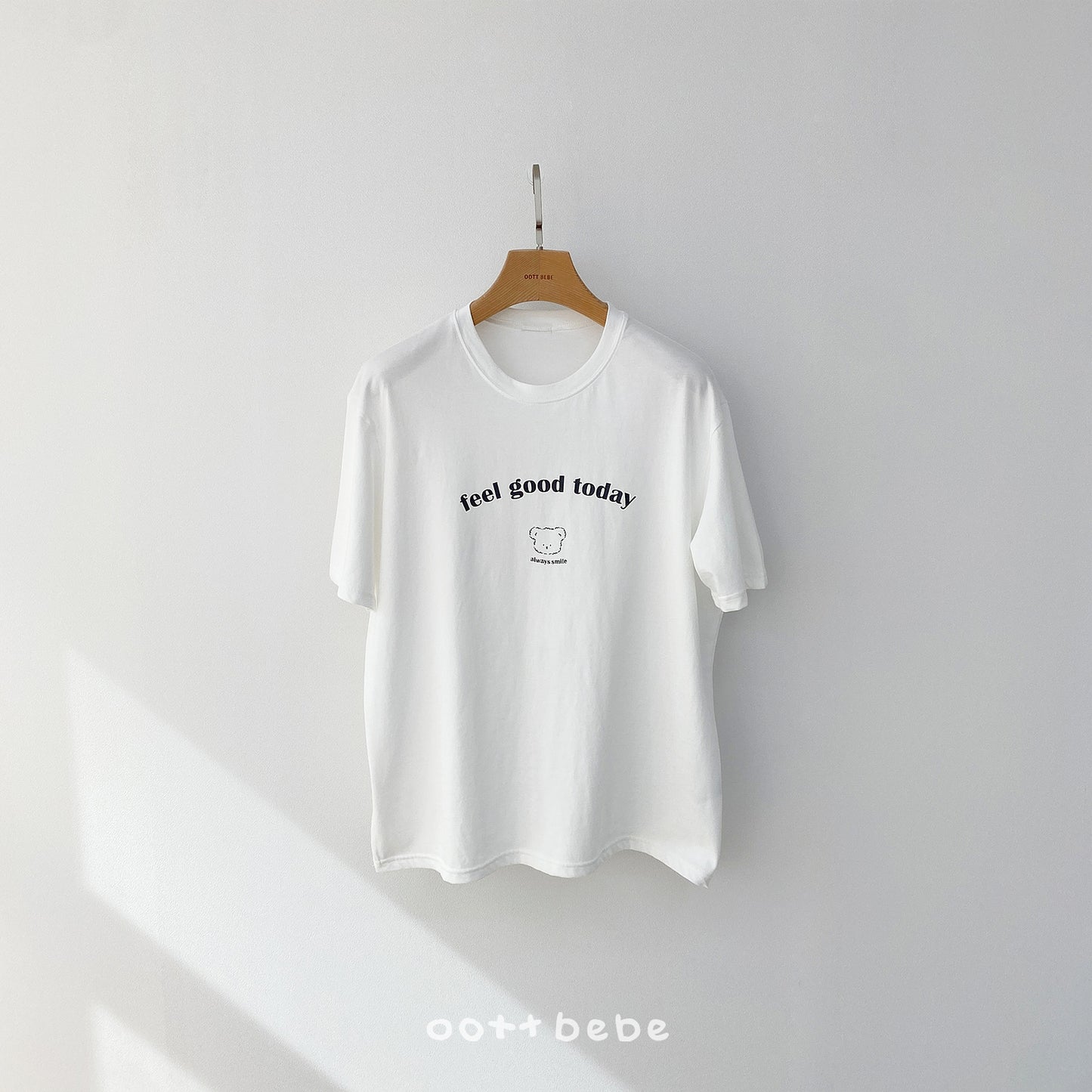 [PRE-ORDER] Good Day T-Shirts (Mom&Dad Couple)