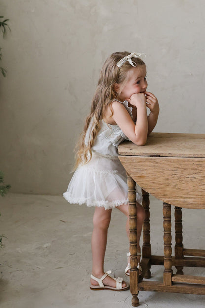 [PRE-ORDER] Angel Sleeveless Blouse