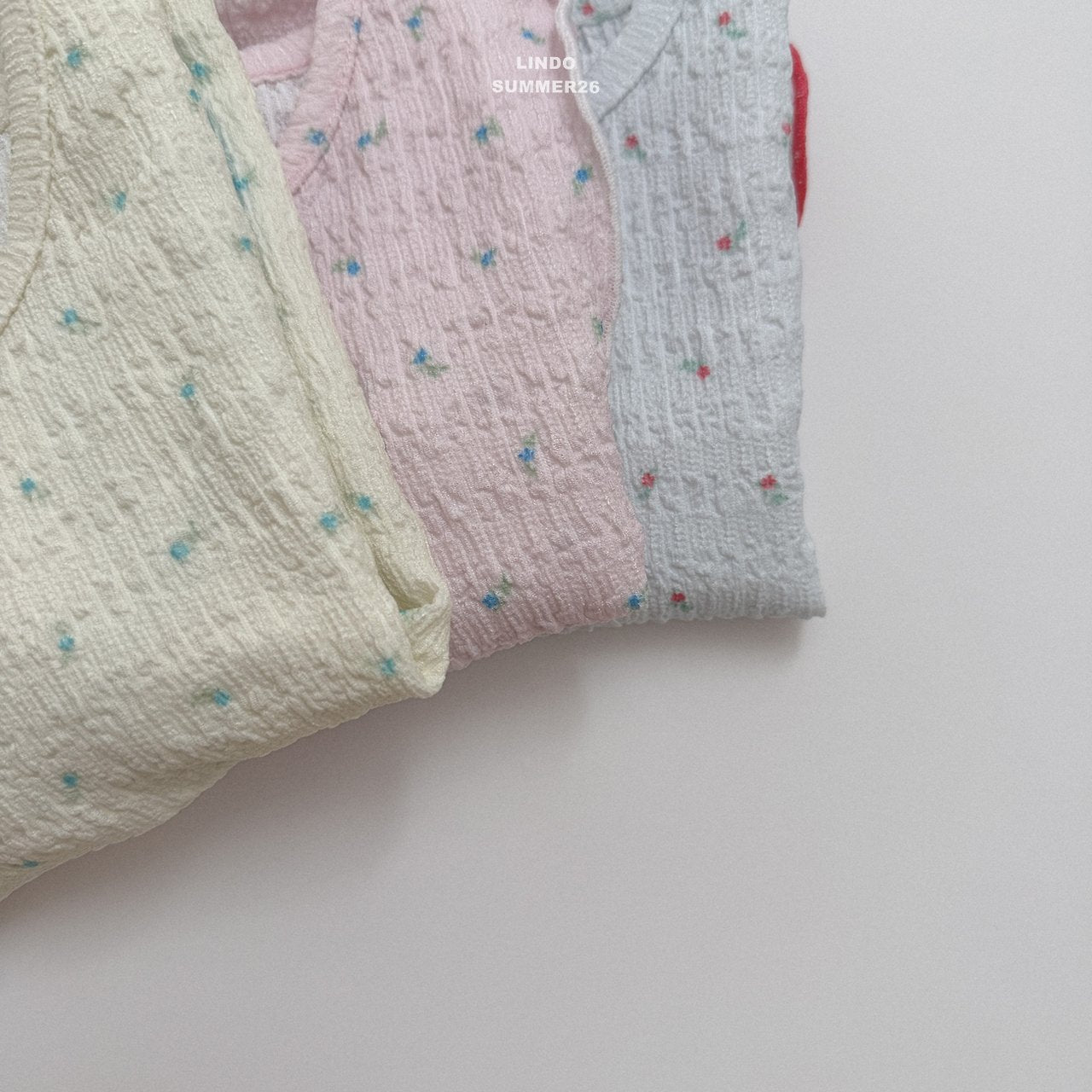 [PRE-ORDER] Star Candy T-Shirts