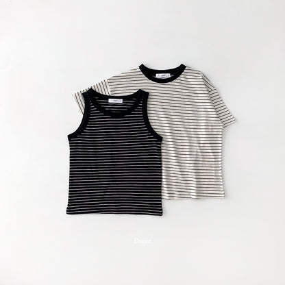 [PRE-ORDER] Hooray 1+1 T-Shirts