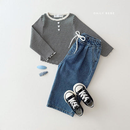 [PRE-ORDER] Stripe Button T-Shirts