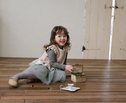 [PRE-ORDER] Madeleine T-Shirts