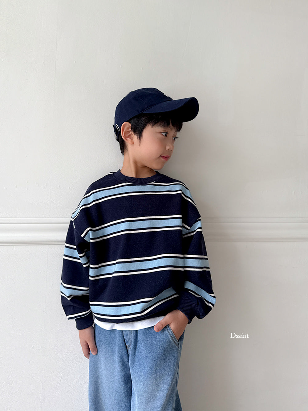 [PRE-ORDER] Sparsely Stripe Sweatshirts