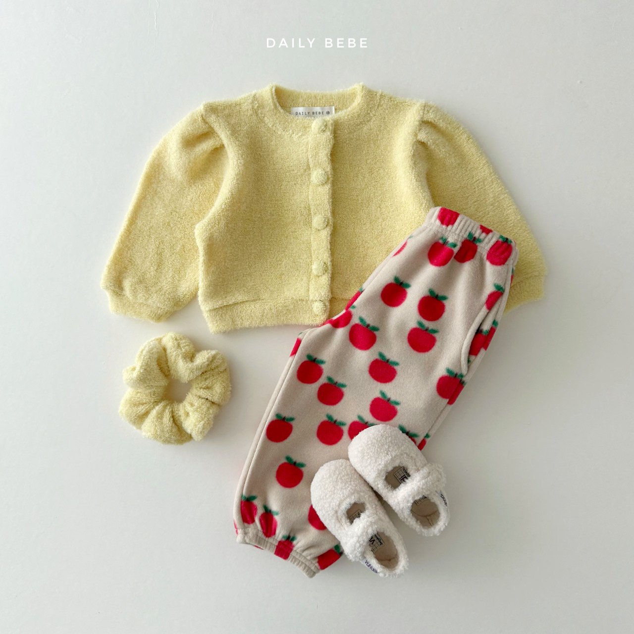 [PRE-ORDER] Buckle Cardigan