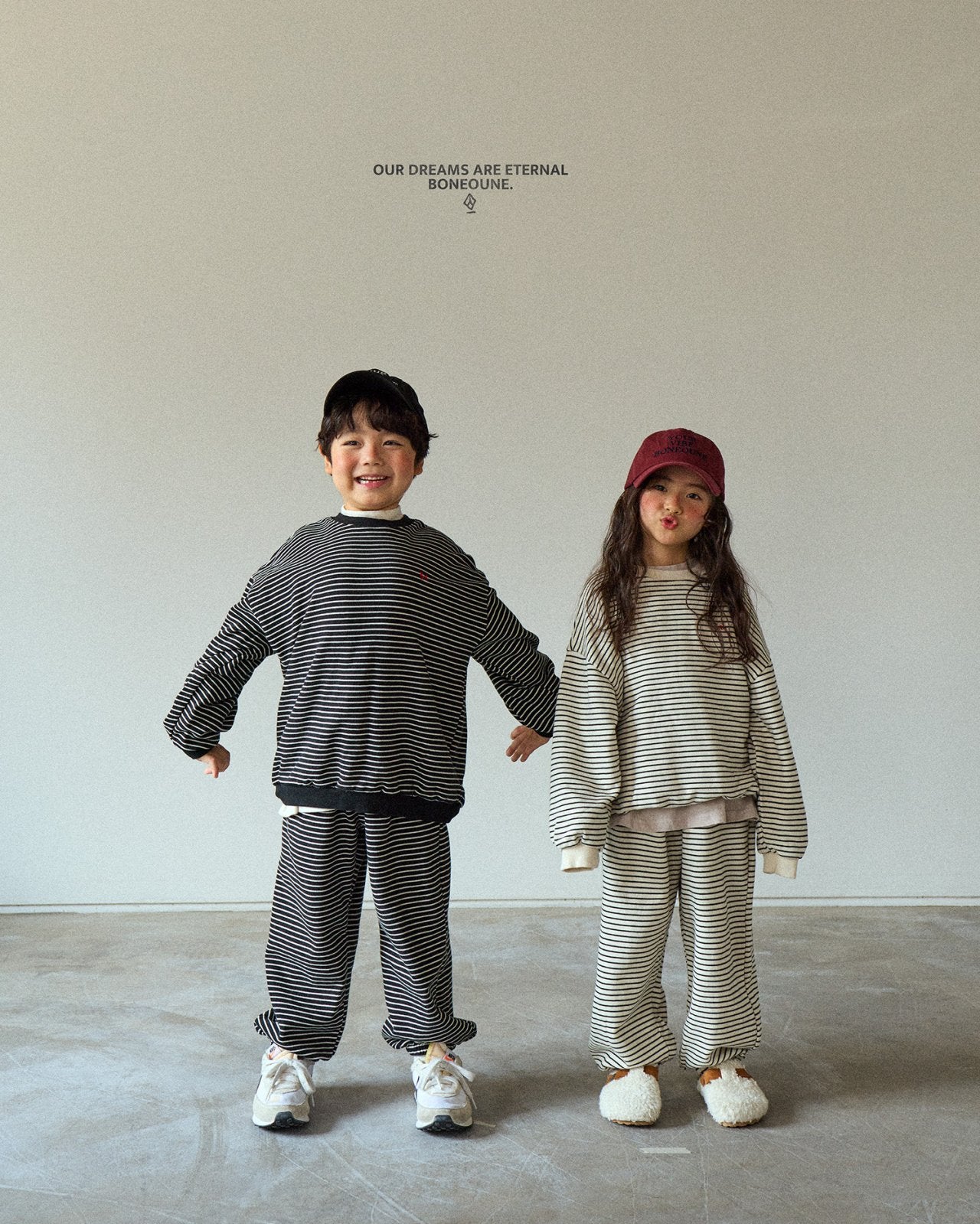 [PRE-ORDER] Mono Line Sweatshirts