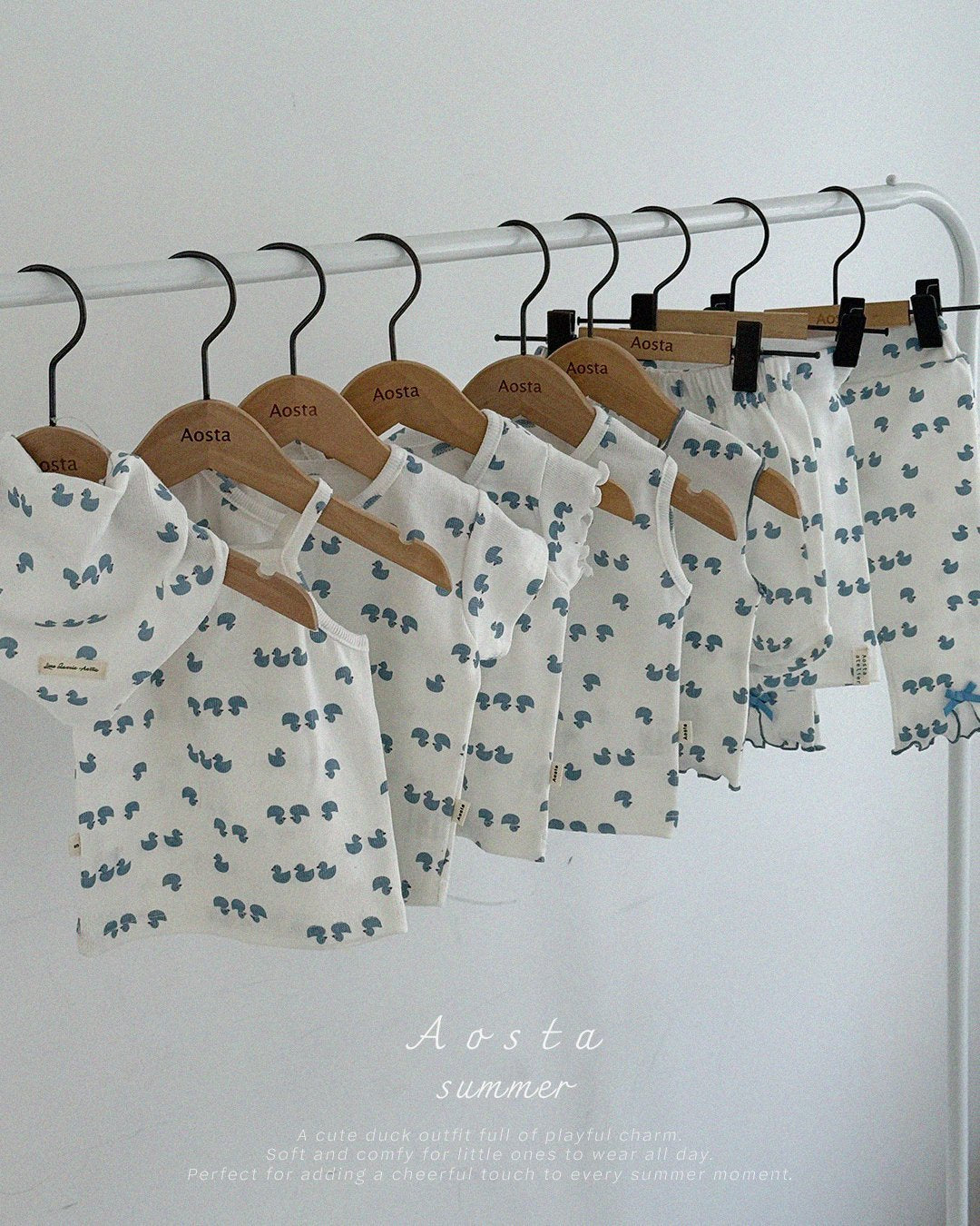 [PRE-ORDER] Ribbed Love T-Shirts