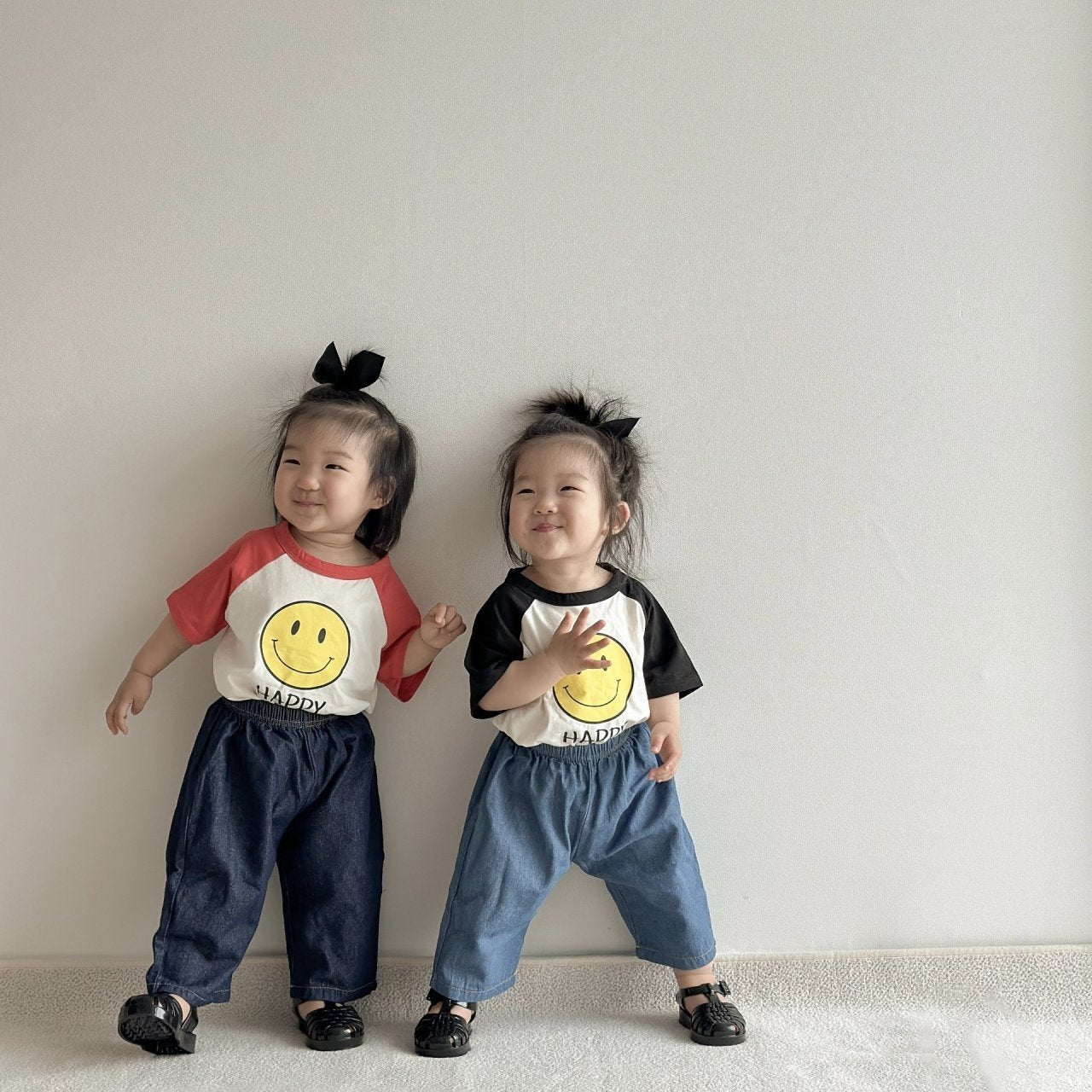 [PRE-ORDER] Smile T-Shirts