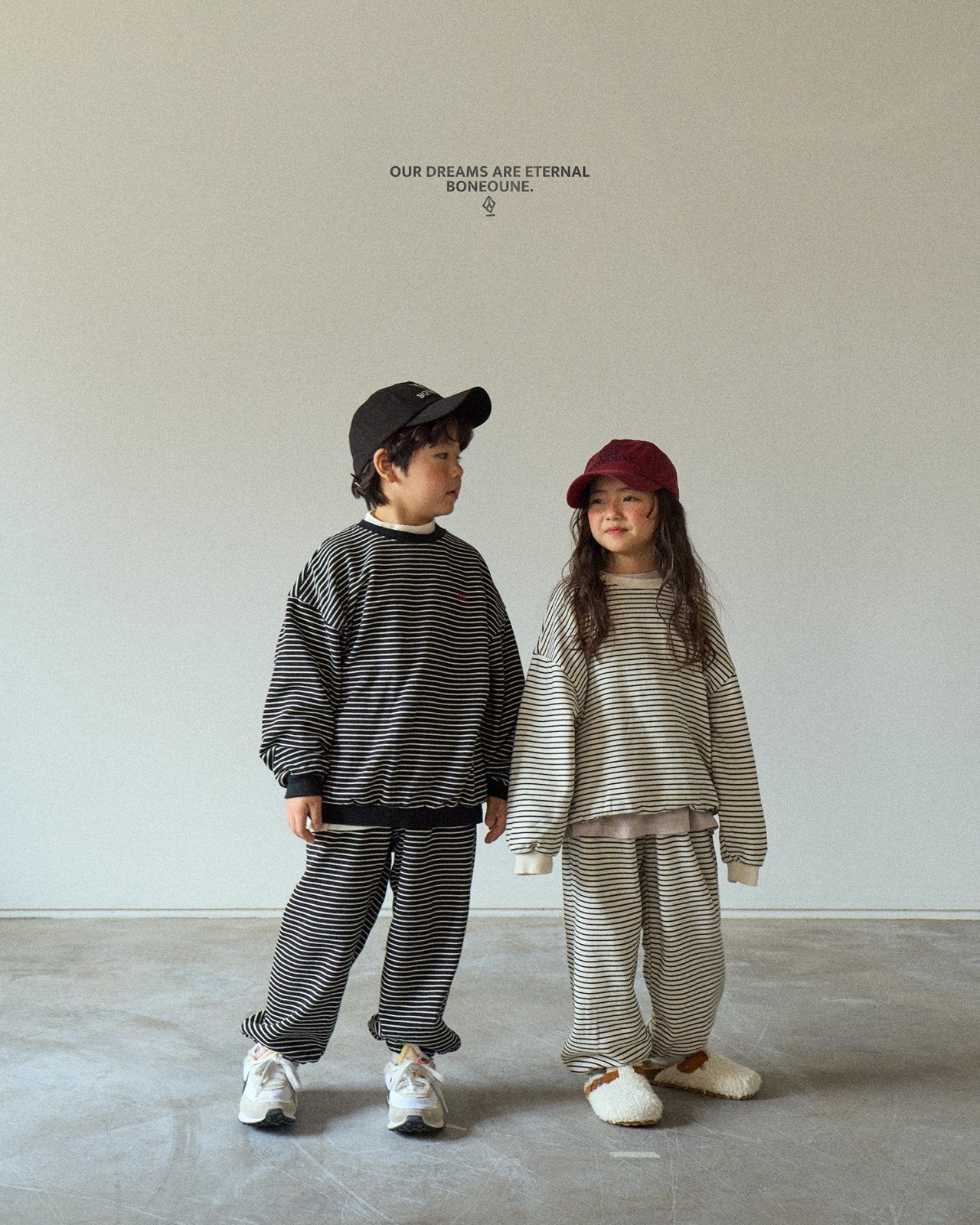 [PRE-ORDER] Mono Line Sweatshirts