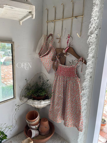 [PRE-ORDER] Rose Smocking Dress