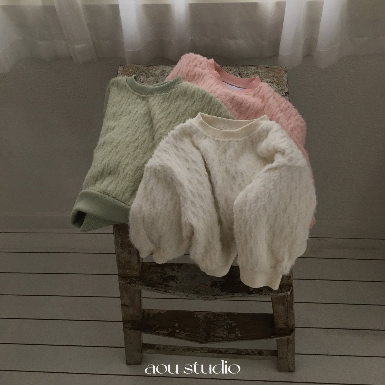[PRE-ORDER] Wish Sweatshirts