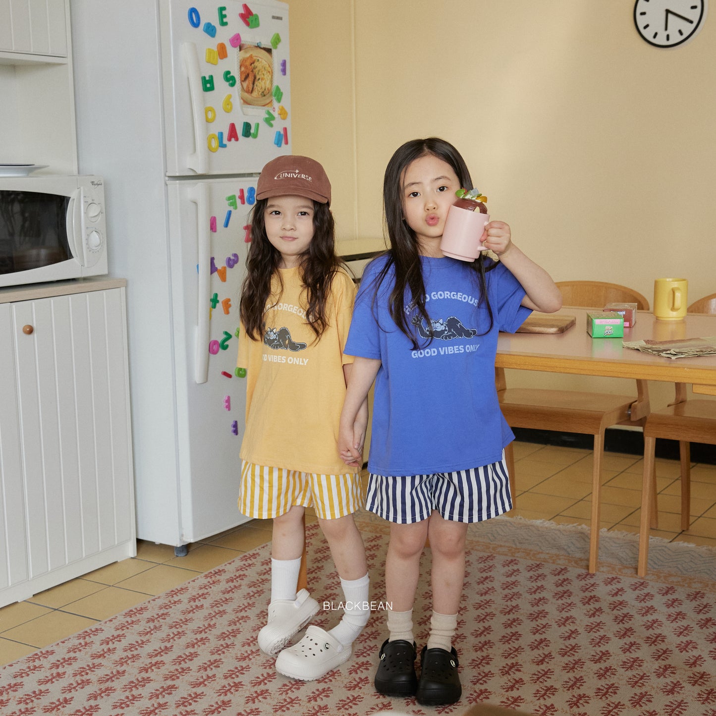 [PRE-ORDER] Hello T-Shirts