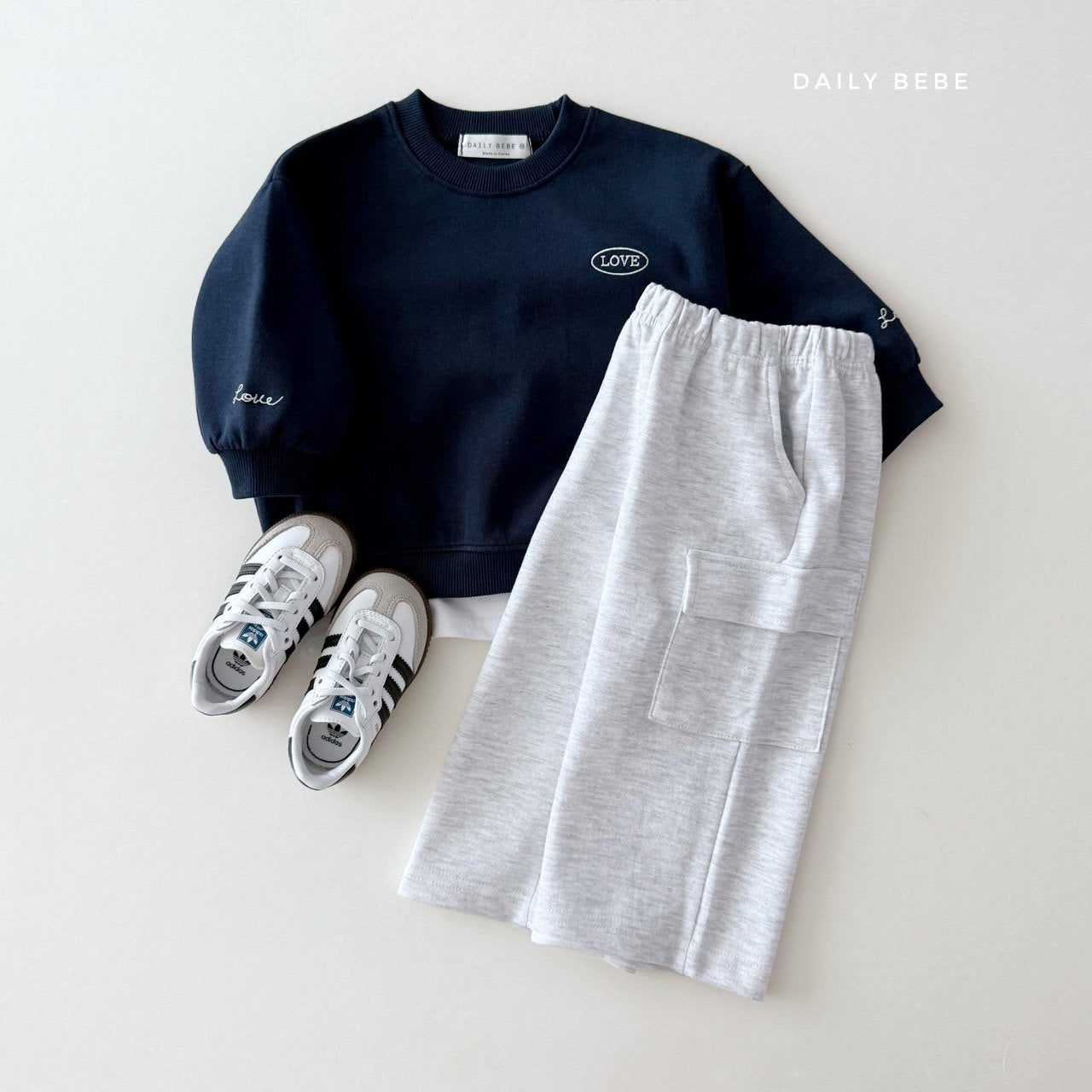 [PRE-ORDER] Love Point Sweatshirts