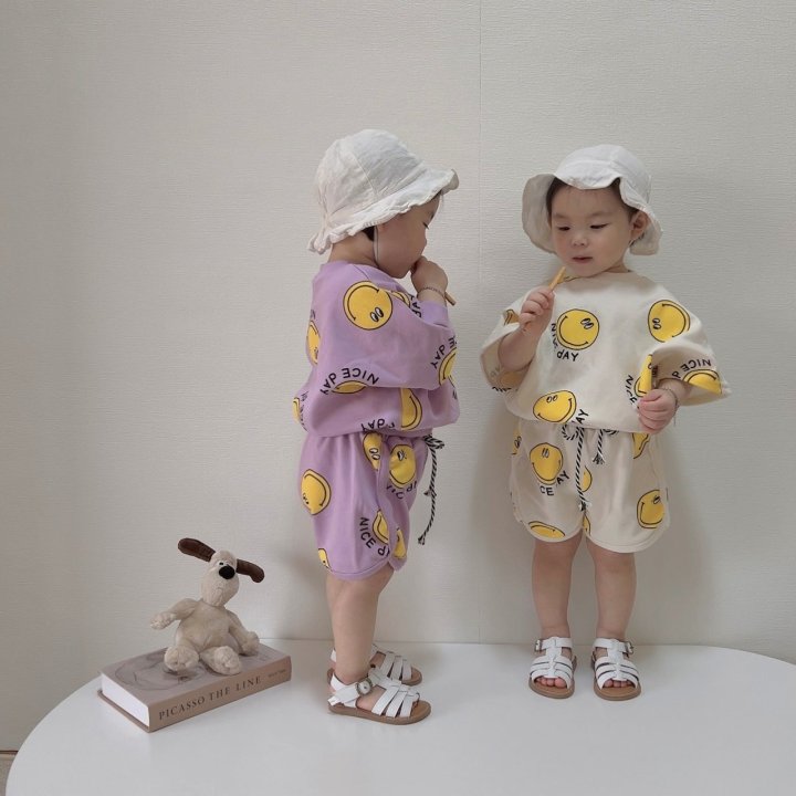 [PRE-ORDER] Nice Smile Top Bottom Set
