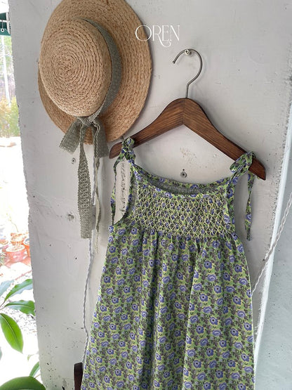 [PRE-ORDER] Rose Smocking Dress