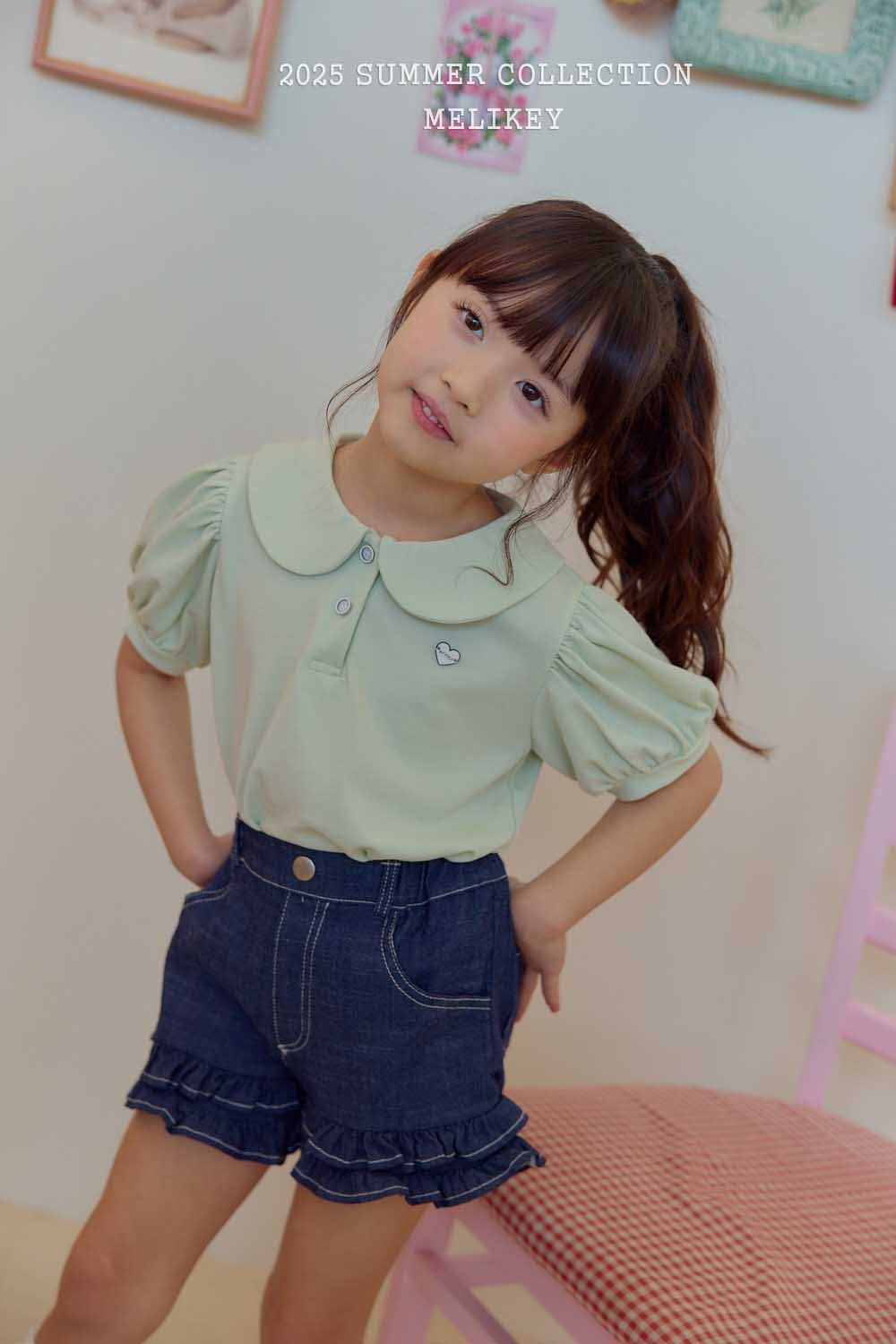 [PRE-ORDER] Heart Label Collar T-Shirts