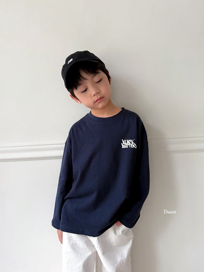 [PRE-ORDER] Black Button T-Shirts
