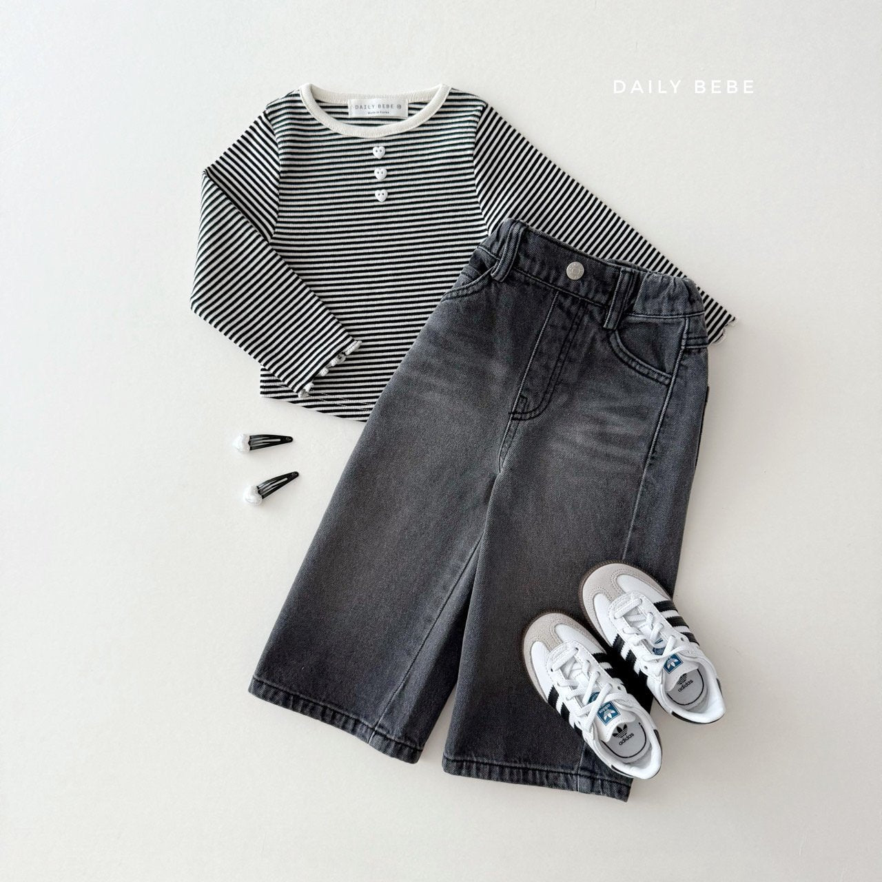 [PRE-ORDER] Stripe Button T-Shirts