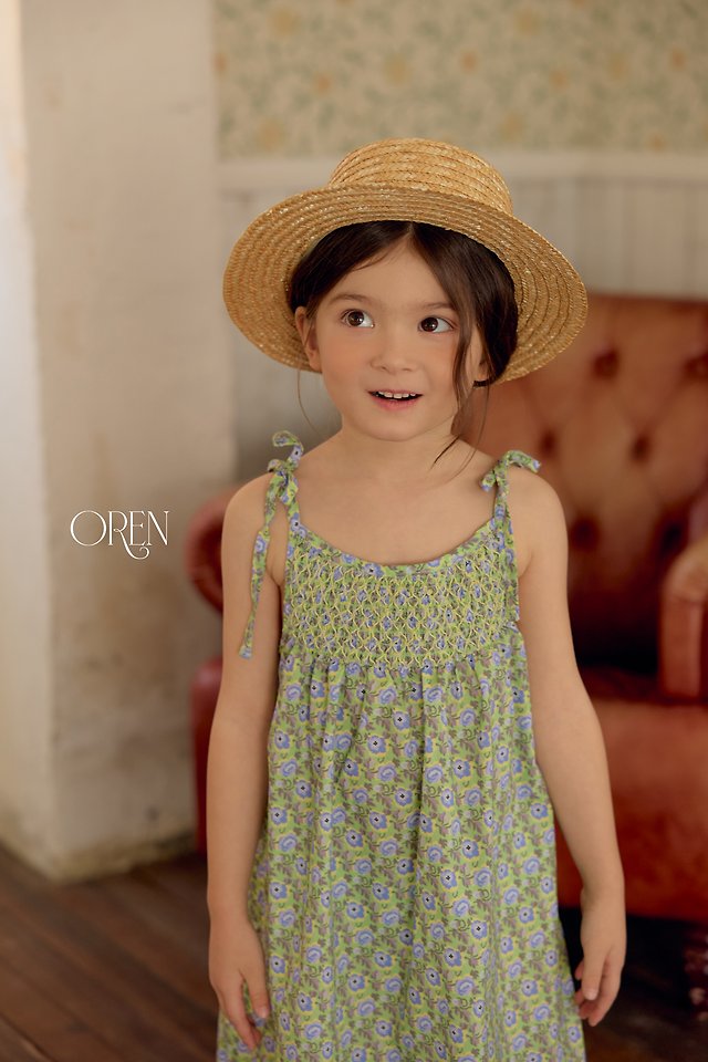 [PRE-ORDER] Rose Smocking Dress