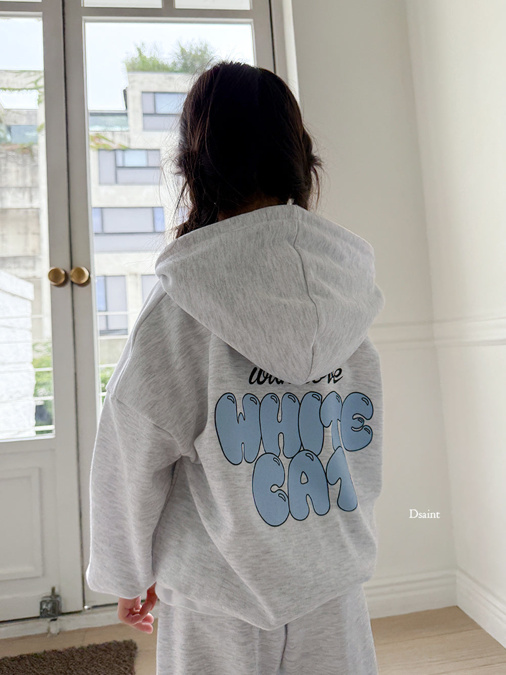 [PRE-ORDER] White Cat Hoodie Top Bottom Set