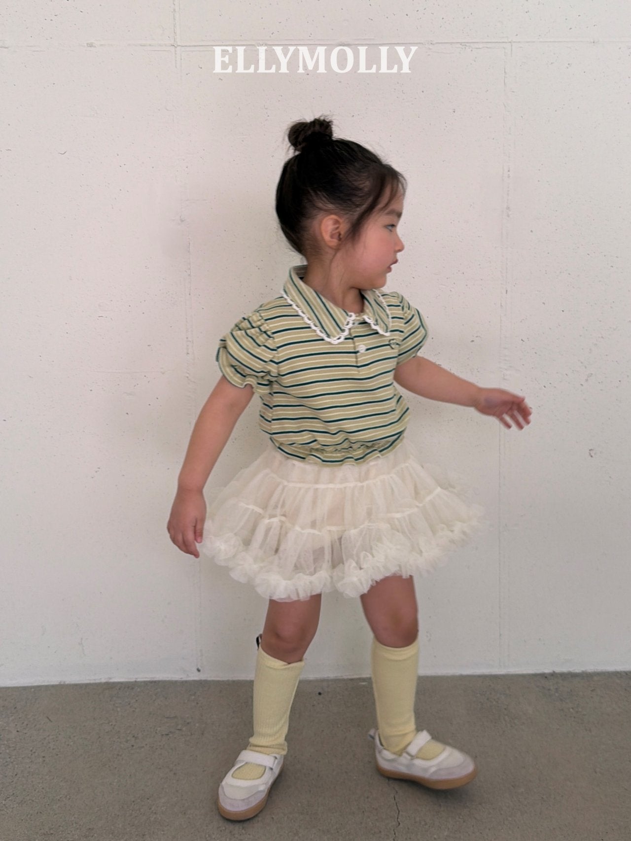 [PRE-ORDER] Curling Collar Frill T-Shirts