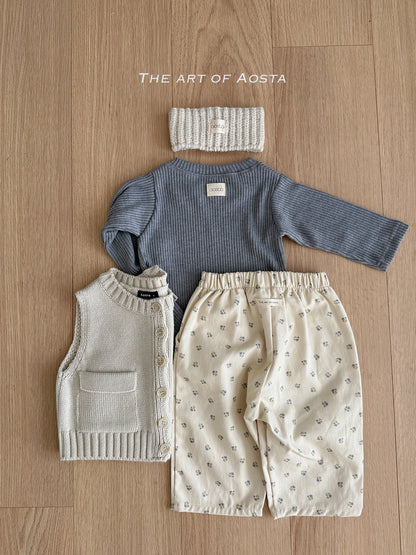 [PRE-ORDER] Cookie Sweater Vest