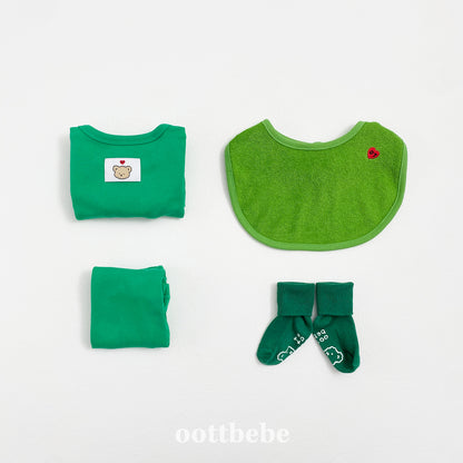 [PRE-ORDER] Rainbow Bib