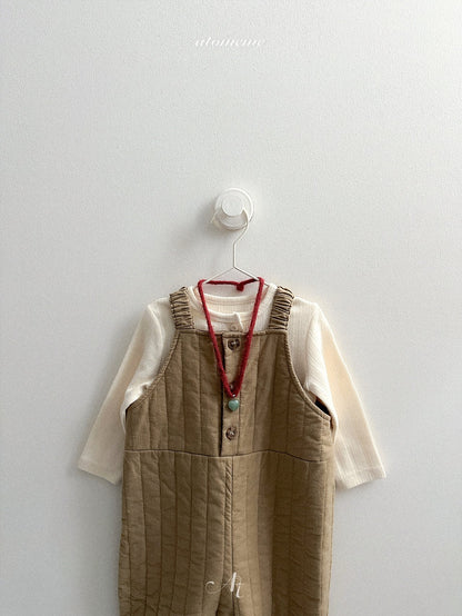 [PRE-ORDER] Rene Eyelet T-Shirts