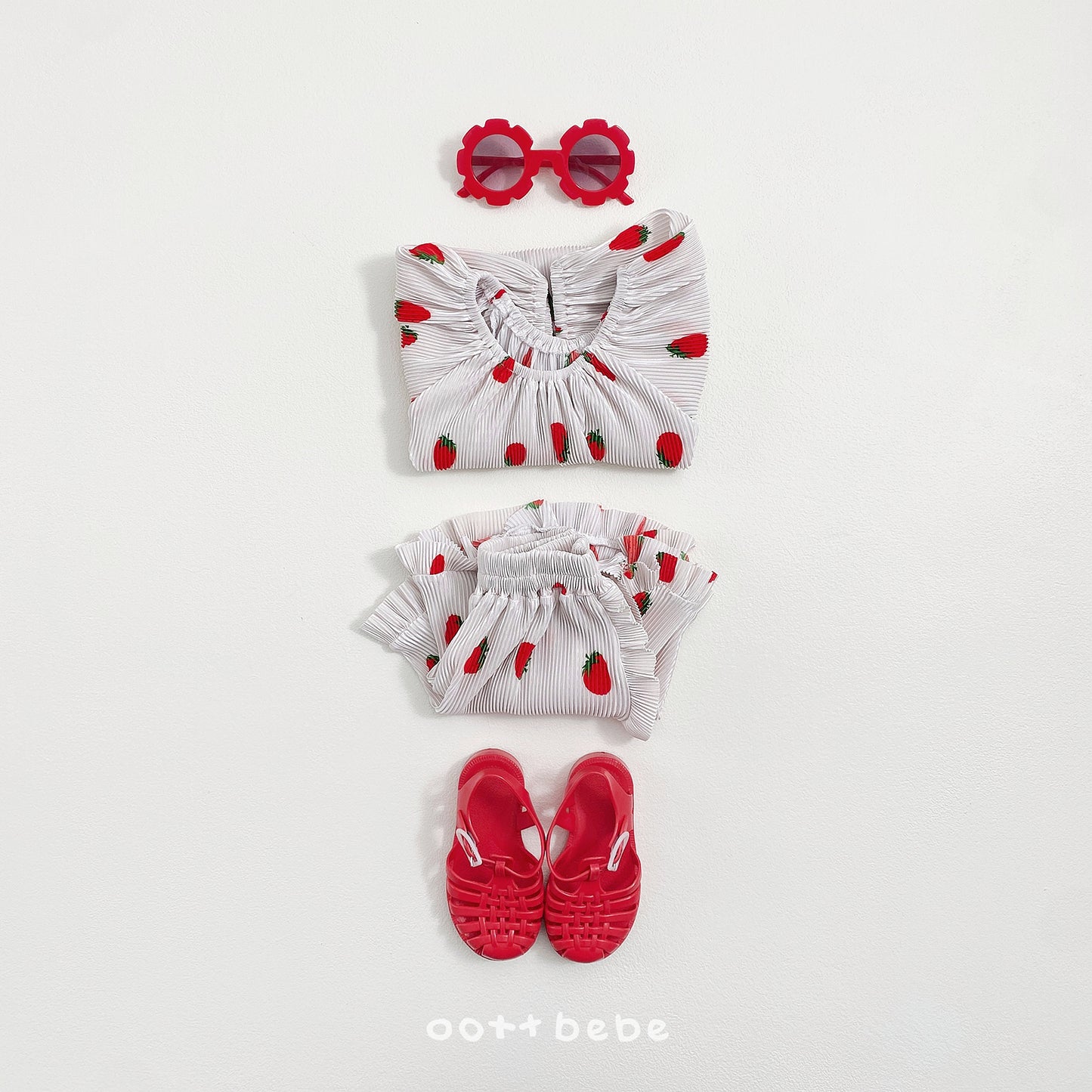 [PRE-ORDER] Sweet Berry Pleats Top Bottom Set