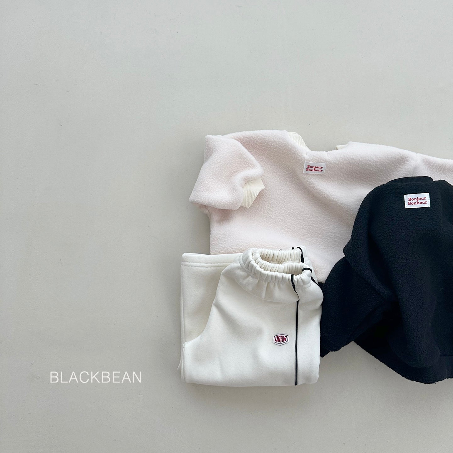 [PRE-ORDER] Winter Sweatshirts