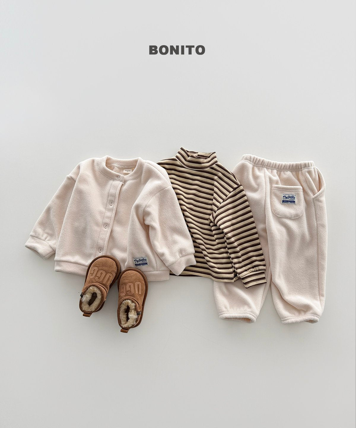 [PRE-ORDER] Retro Loose Stripe Turtleneck T-Shirts
